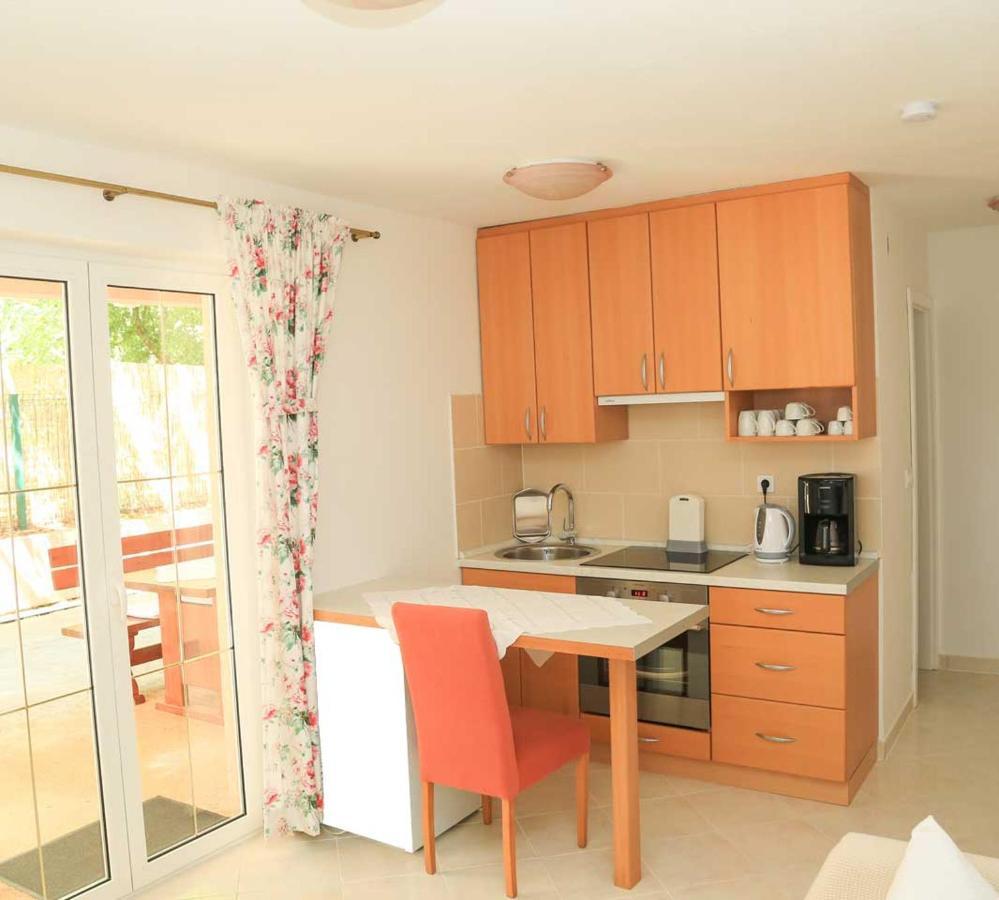 Adrian-Apartments-51511-Malinska-Otok-Krk Primorska 21 Zewnętrze zdjęcie